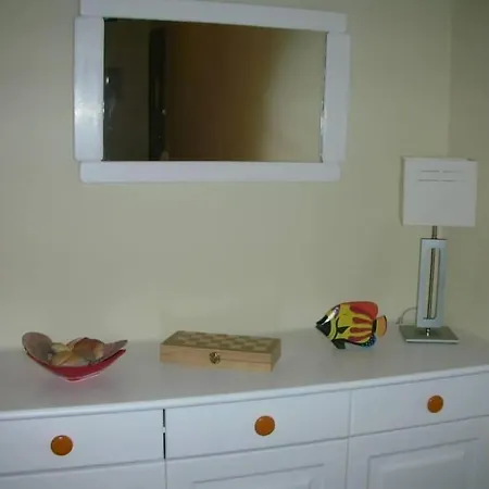 Apartamento Areias Mar Lägenhet *